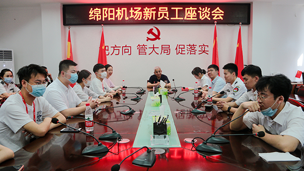 “助力鄉(xiāng)村振興，踐行艱苦奮斗” 將新員工黨性教育活動搬到對口幫扶村4.jpg